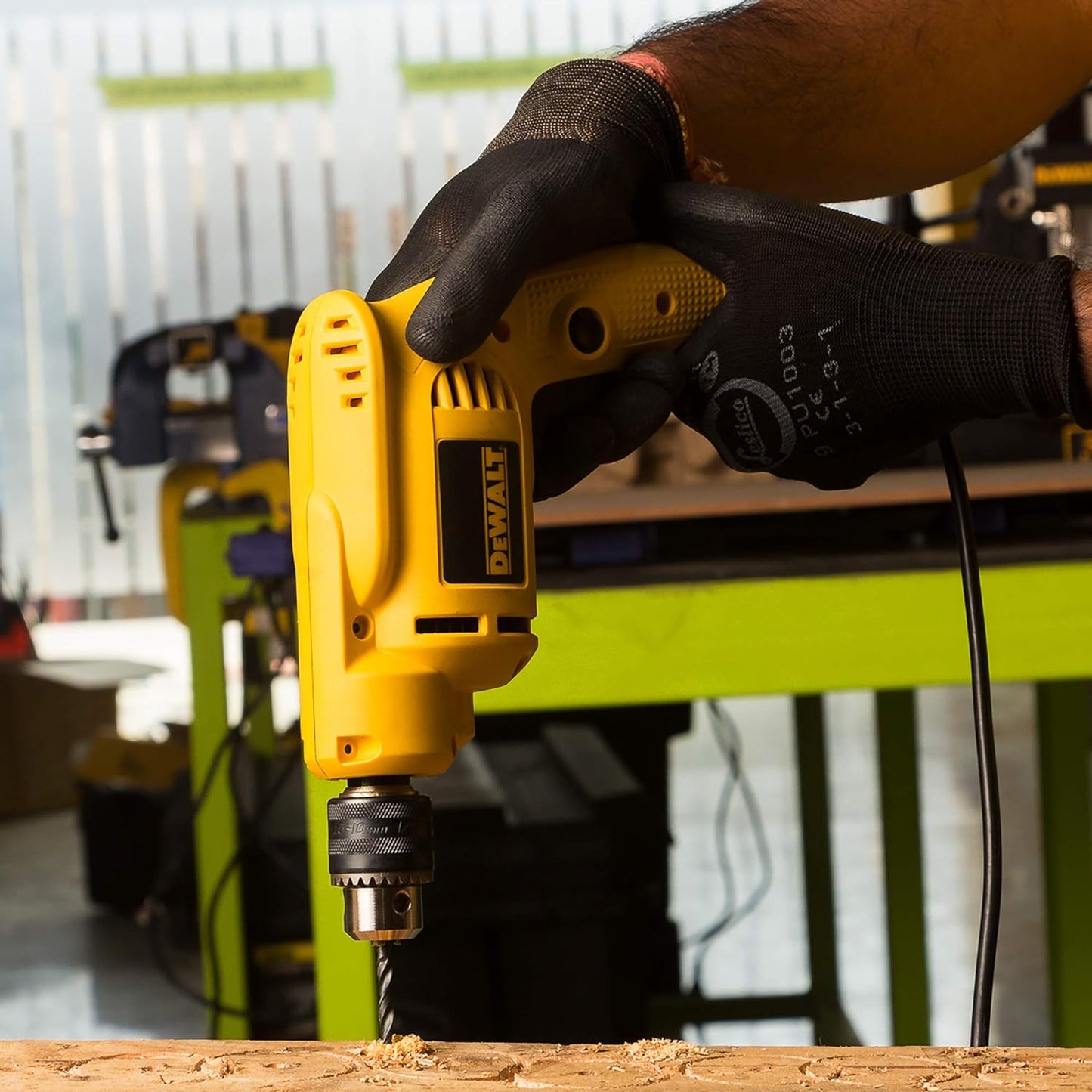 Dewalt DWD014-550W 10mm Rotary Drill Machine 220 Volt (Indian Plug)